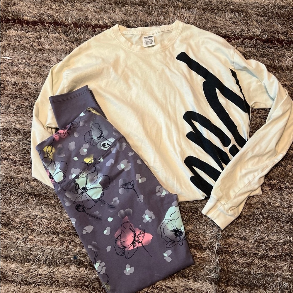 Victoria Secret Long sleeve and leggings